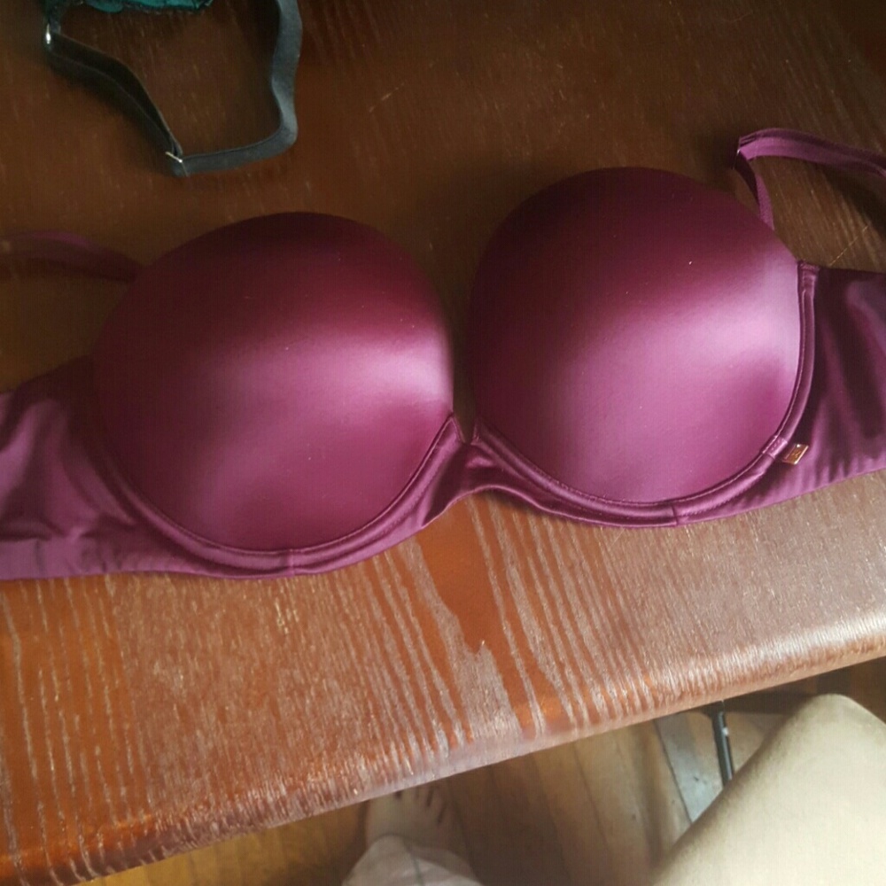 Victoria's Secret push up bra 34DD